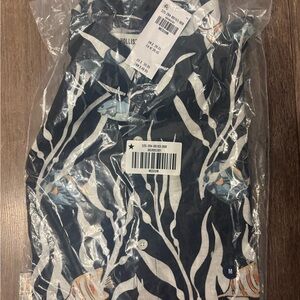 Hollister Monochrome Zebra Print Top